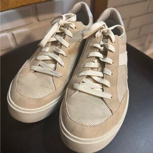 Dr. Scholl's Tan Sneakers Casual Low-Top Design
